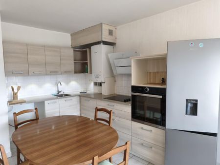 Location Appartement 2 pièces Meublé 37m² CHALLES LES EAUX 73190 - Photo 3