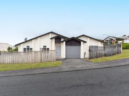 20 Kentwood Drive, Woodridge - Photo 2