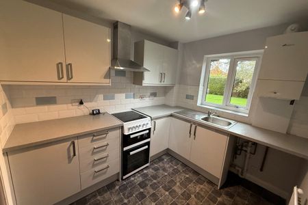 Greasby Road - Photo 4