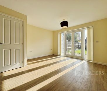 4 bedroom house to rent Willowcroft Way, Cringleford, Norwich, NR4 - Photo 1