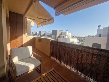 Middle Floor Apartment in La Cala de Mijas - Photo 5