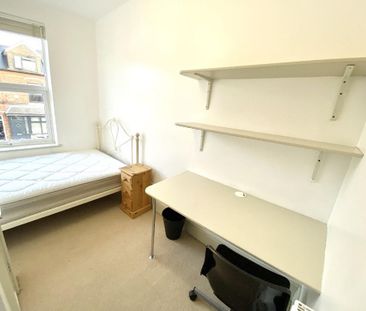 4 bedroom house share to rent - Photo 2