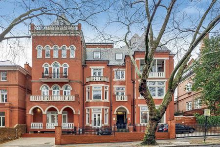 Fitzjohns Avenue, Hampstead, NW3 6PH, London - Photo 4