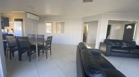 A Beauty in Bream Bay - Photo 4