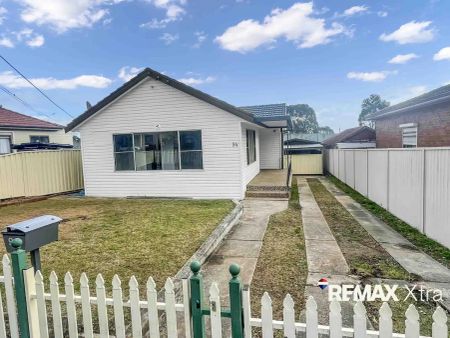 “Charming Blacktown Family Home with a FULL Makeover!” - Photo 5
