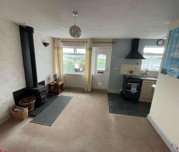 Seaview Crescent, Goodwick, SA64 - Photo 2