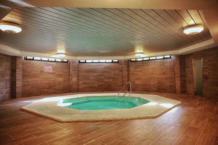 Middle Floor Apartment in Puerto Banús - Photo 3