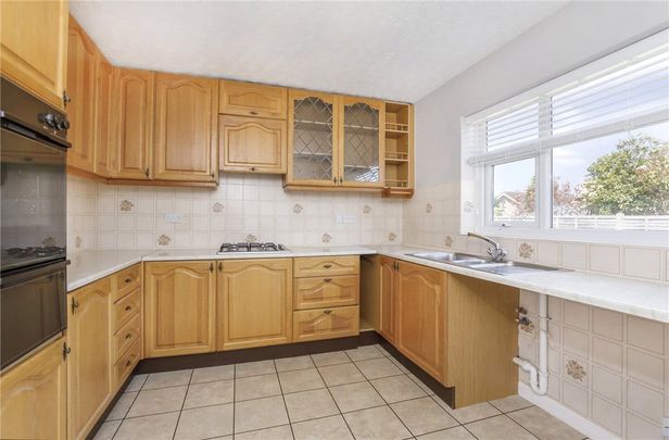 Recently redecorated and new carpets throughout, three bedroom detached bungalow located in the highly desirable village of Strensall within easy access to York City Centre - Photo 1