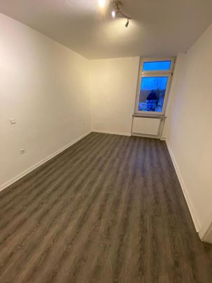 Stilvolle, sanierte Wohnung in Dortmund inkl. neuer Küche - Photo 1