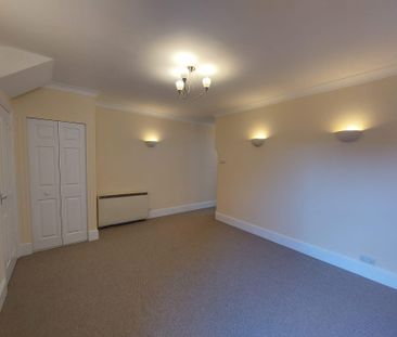 Testwood Road, Southampton - Photo 1