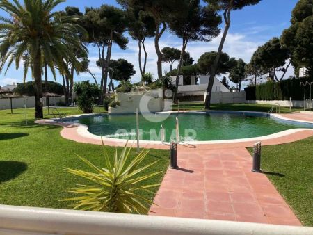 Alquiler de piso en Avenida Juan Melgarejo s/n - Photo 2