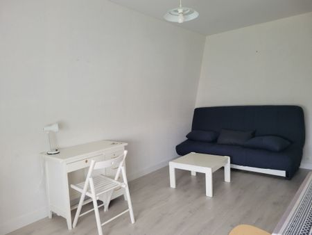POITIERS: Route de gencay studio meublé de 20.59 m² avec parking - Photo 3