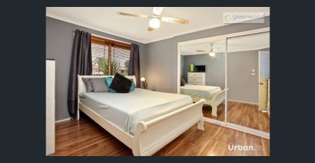 Large family sized 3-4 Bedroom home with ensuite - Photo 4