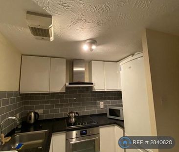 1 bedroom flat to rent - Photo 6
