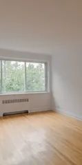 2 rooms apartment of 63m² in Montreal - Photo 2