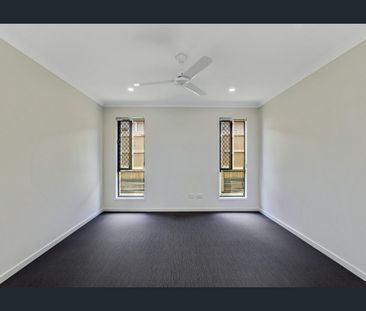 Brilliant Near-New 4 Bedroom Home - Photo 2