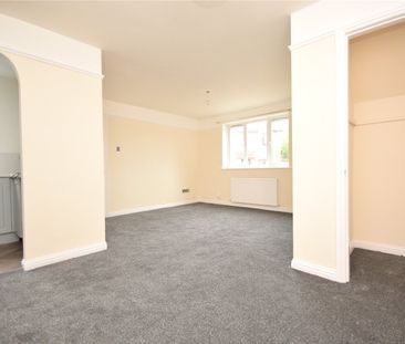 33, Farm Hill Road, Morley, Leeds, West Yorkshire, LS27 9RD - Photo 6