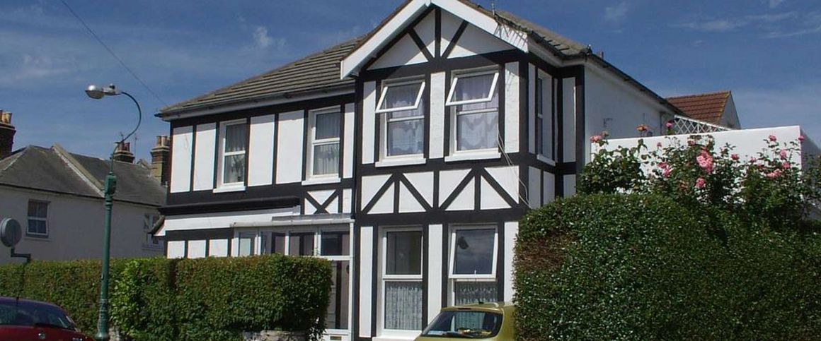 Haviland Road East Room 4 - Photo 1