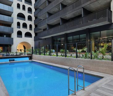 Spacious Unfurnished 3-Bedroom Apartment – Kensington - Photo 6