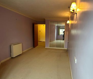 Flat to rent on - Photo 4