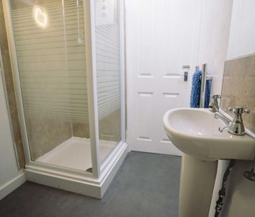 6 bedroom house share to rent - Photo 1
