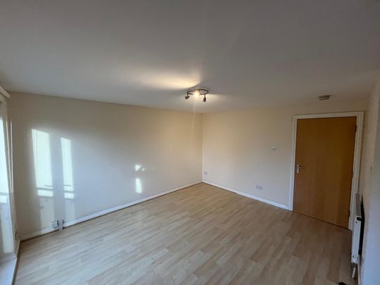 Springburn Road, Glasgow, G21 1SA - Photo 1