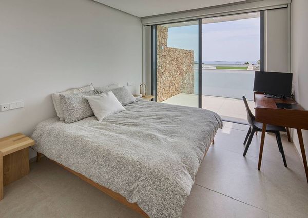 Luxury Detached House for rent in Santa Eulària des Riu, Spain