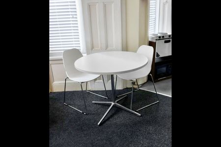 Bedsit, Waverley Road, BS6 - Photo 4