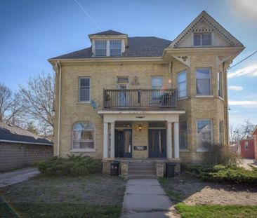 190 Waterloo St. - Photo 1