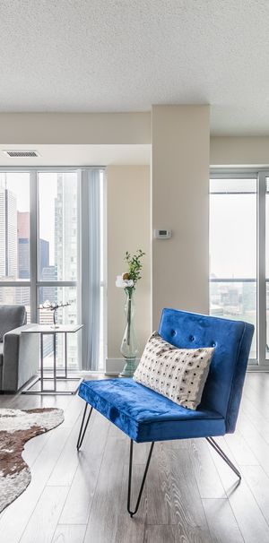 Luxury 1BR Condo - King Bed - Panoramic Views! - Can be rented from December 2, 2023 to March 1, 2024 - Photo 1