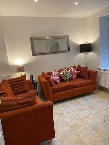 Student Accommodation Derry City, 9 Argyle Street, Derry, BT48 7JF - Photo 3