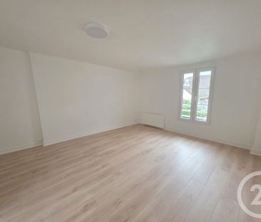 Location Appartement 1 pièce 27m² BRIE COMTE ROBERT 77170 - Photo 1