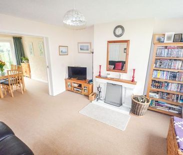 Spacious 3 Bed Semi in Rural Essex Village - Photo 6