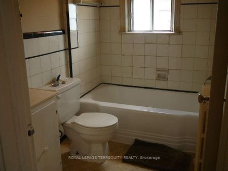 For Lease - 1268 The Queensway N/A Unit# 1, Toronto, Ontario - Photo 5