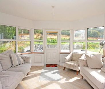 29 Mill Road West, Carryduff, Belfast, BT8 8HH - Photo 3