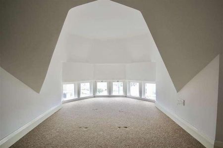 Sea Road, Boscombe, Boscombe, BH5 - Photo 3