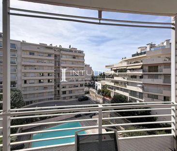 Location Appartement 2 pièces Meublé 26m² CANNES 06400 - Photo 1