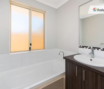 LOCK AND LEAVE ! - Photo 5