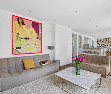 Location Appartement 4 pièces Meublé PARIS 15ème - Photo 1