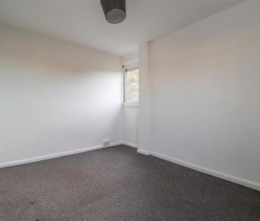 3 bedroom penthouse to rent - Photo 5