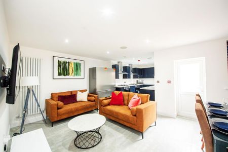 6 bedroom house to rent - Photo 2