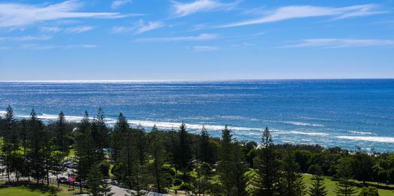Elevated Coastal Luxury with Sweeping Ocean Views - Photo 3