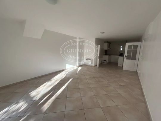 Appartement RDC T3 76m² + jardin - Photo 1