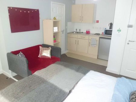 Studio to rent - Photo 3