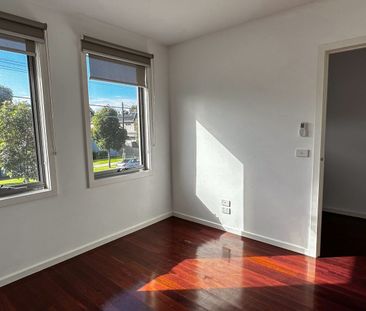 THIS PROPERTY FEATURES: - Photo 3