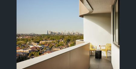 Stylish and Modern 2-Bedroom Apartment in the Heart of Burwood - Photo 3