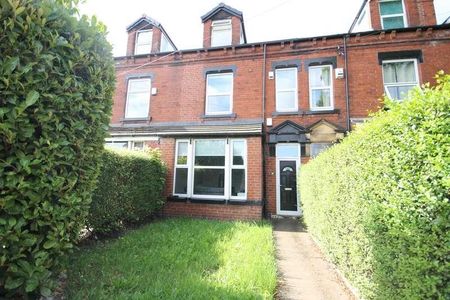 Lucas Place, Woodhouse, Leeds, LS6 - Photo 3