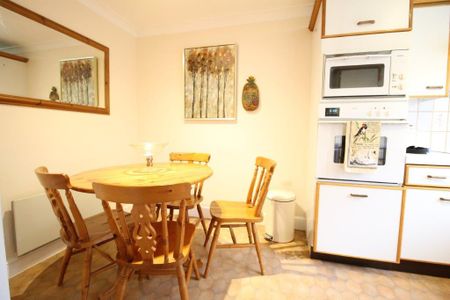 1 bedroom flat to rent - Photo 4