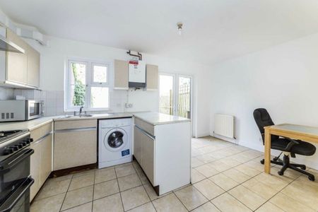 Charnwood Gardens, E14, London - Photo 5