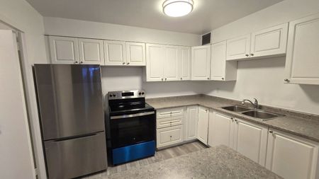 For Lease - 2 Grove Street Unit# 45, Barrie, Ontario - Photo 4